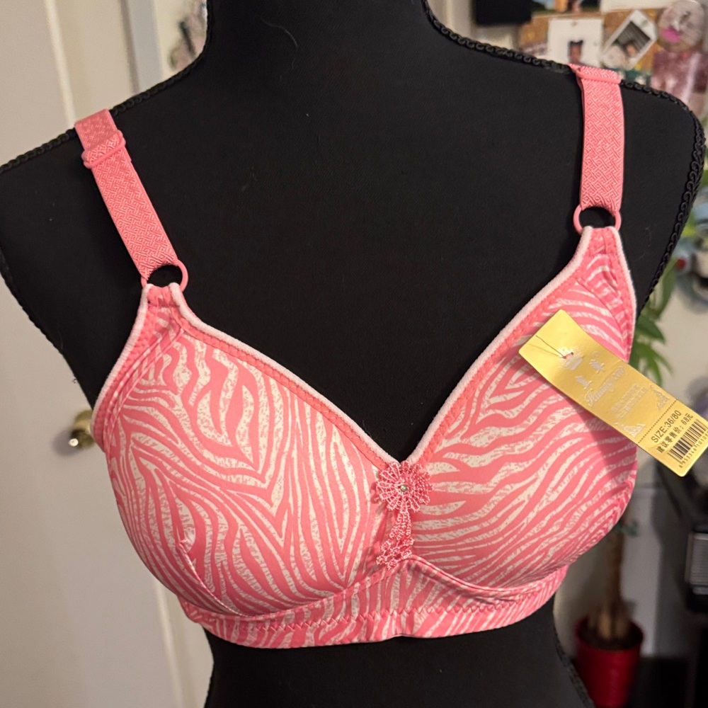 Elegant Pink Zebra Print Bra Size 36